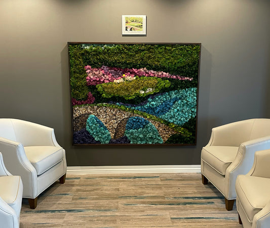 Make your office space different with vibrant, green and lively moss art that will add a funky and unique feel that is cost effective. Perfect for signature pieces, boardrooms, shelves, desks, and showcasing your products.